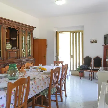 3 Bedroom Beautiful In 度假居 *